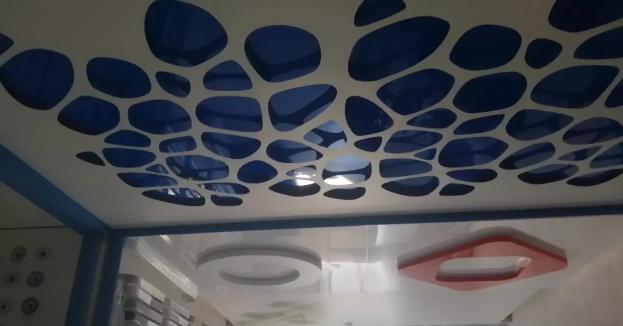 Натяжной потолок в офис, фото 1